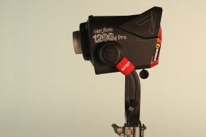 APUTURE 1200D
